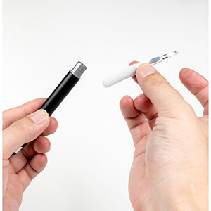 イヤホンクリーナー付タッチペン(1個162.8円)